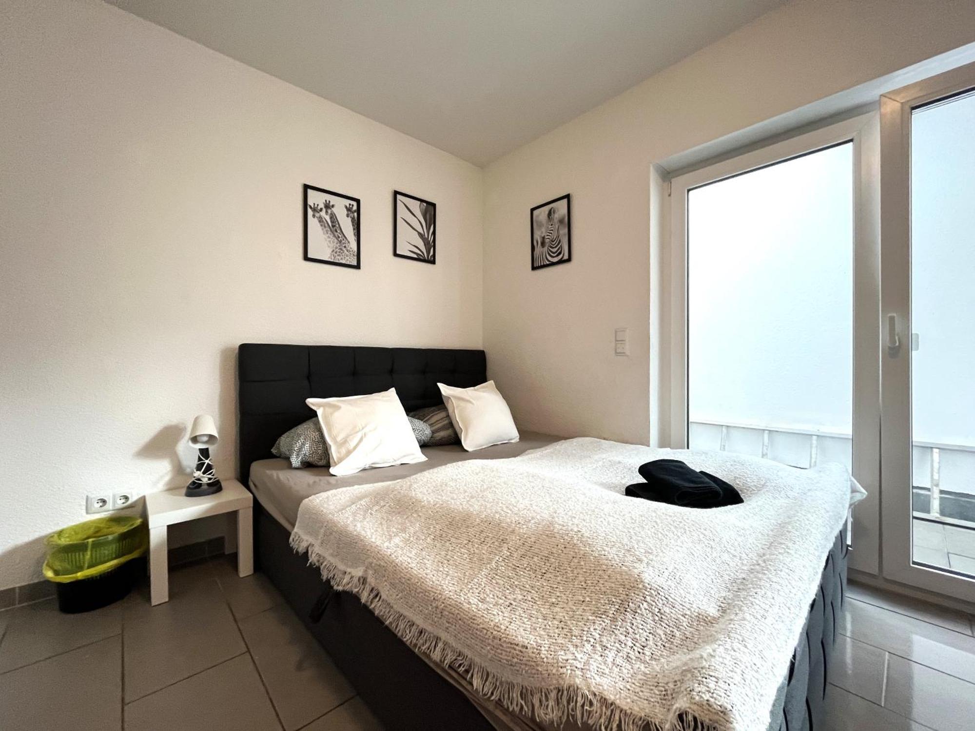 Simplex Apartments Am Europaplatz Karlsruhe Quarto foto
